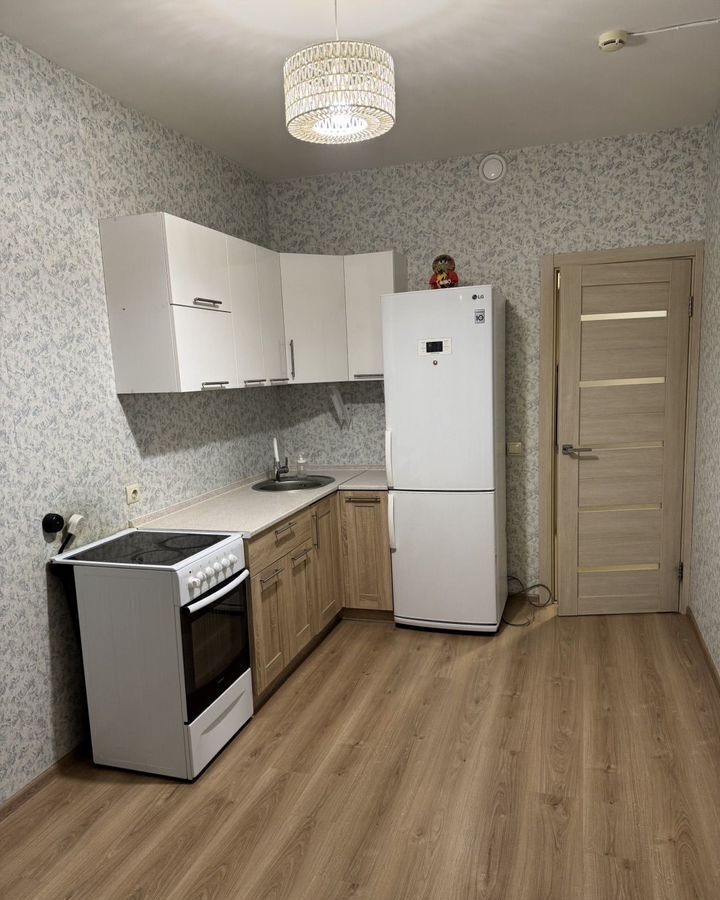 квартира г Пермь р-н Мотовилихинский ул Фрезеровщиков 86 фото 4