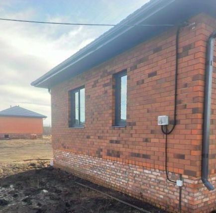 дом г Саратов п Красный Текстильщик фото 3