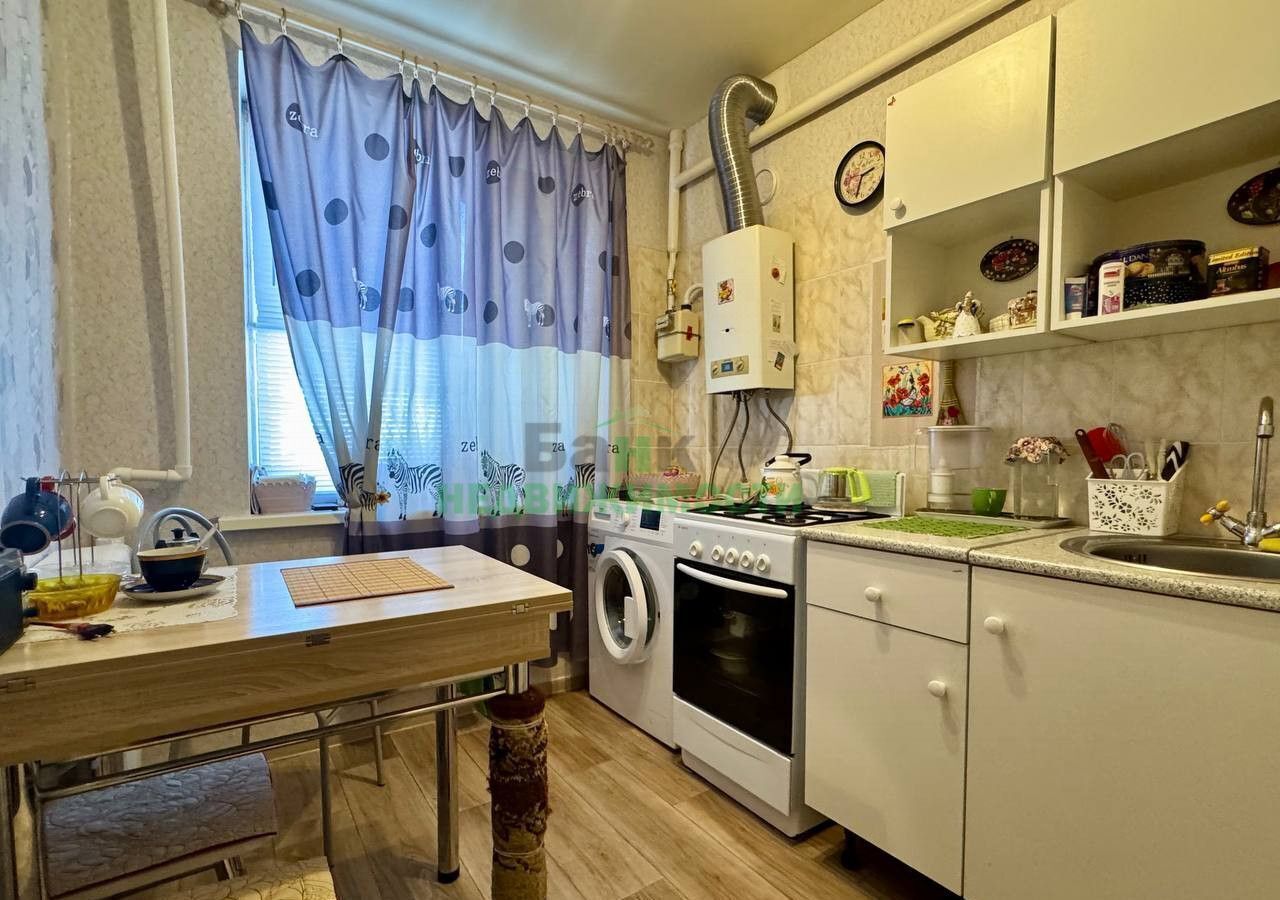 квартира г Вольск ул 9 Мая 5/9 Вольский р-н, муниципальное образование фото 9