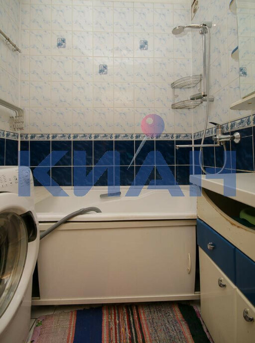 квартира г Красноярск р-н Кировский ул Кутузова 40 фото 3