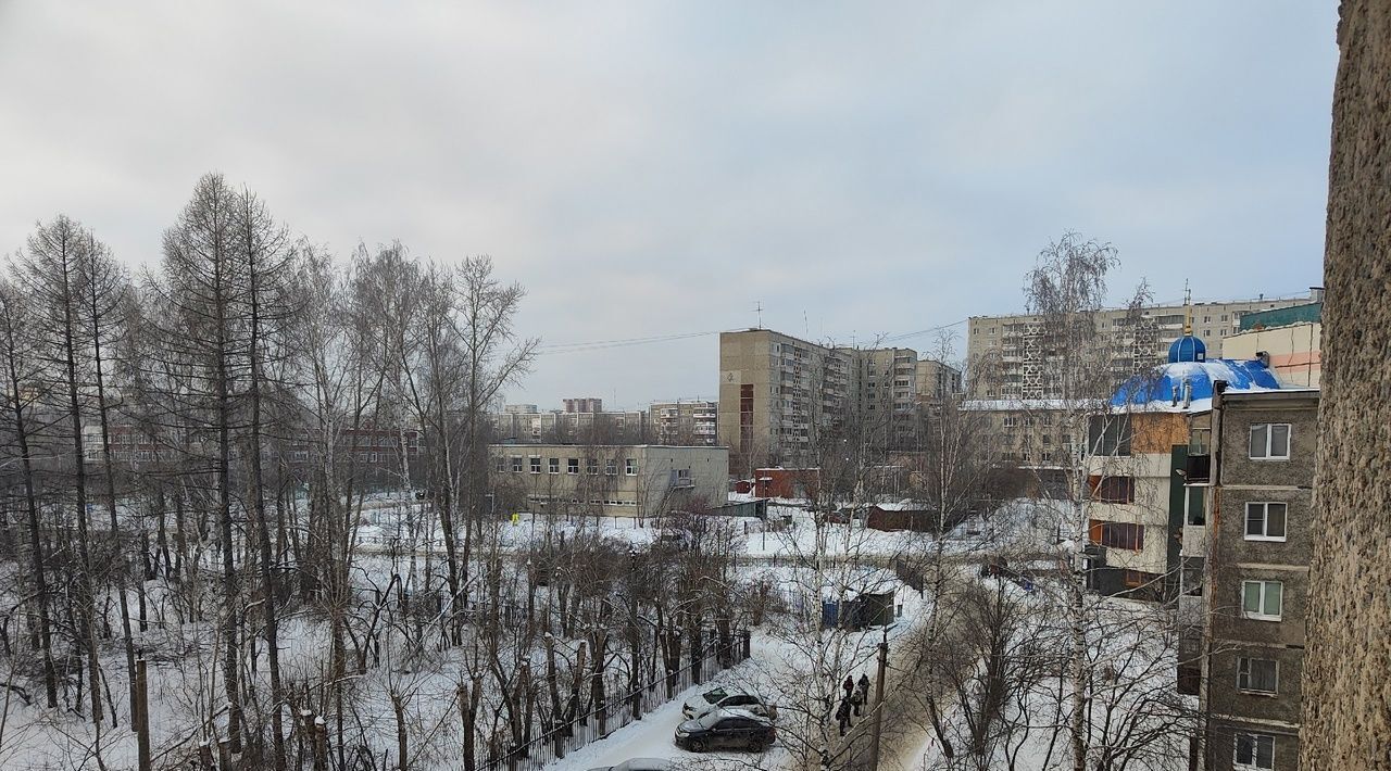 квартира г Первоуральск ул Строителей 28а фото 3