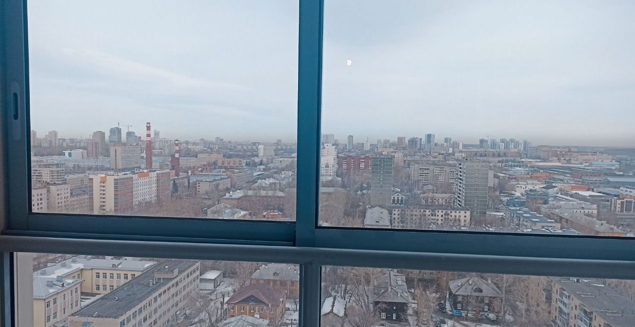 квартира г Екатеринбург р-н Кировский ул Студенческая 80 фото 15