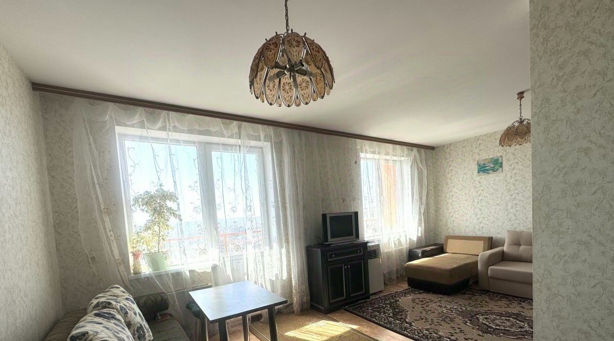 квартира г Волгоград р-н Кировский ул им. Гаря Хохолова 6 фото 6
