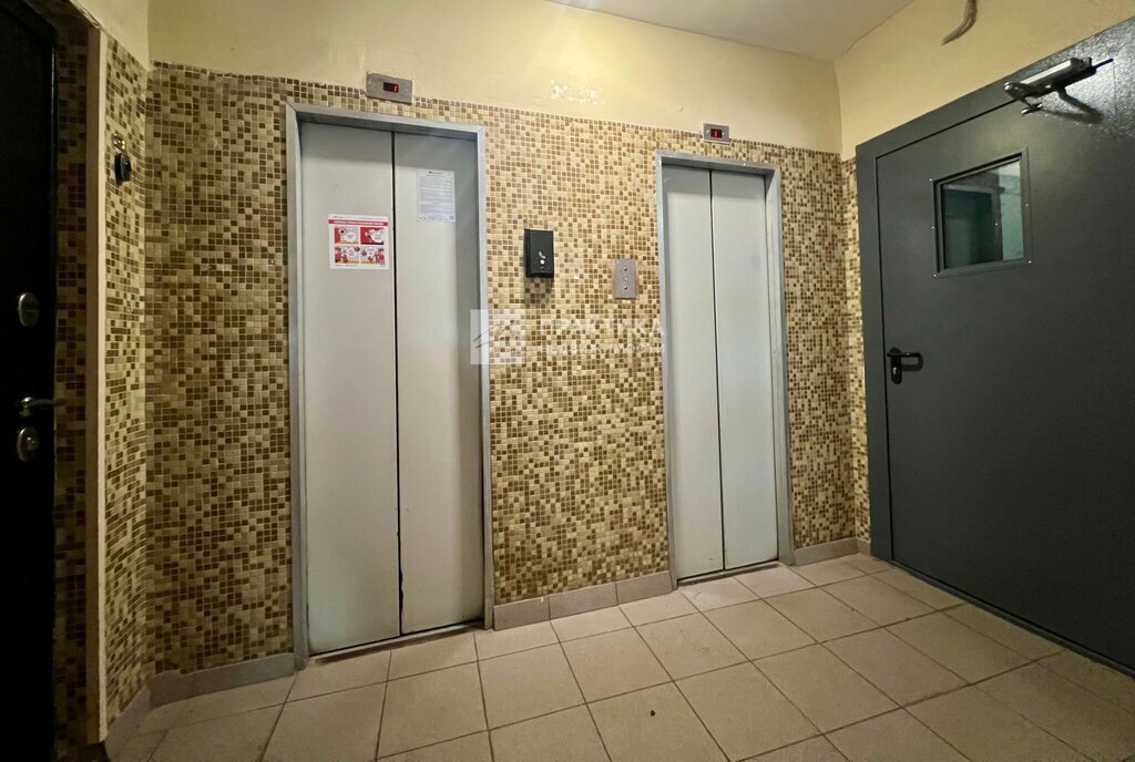 квартира г Москва метро Раменки пр-кт Мичуринский 46 фото 2