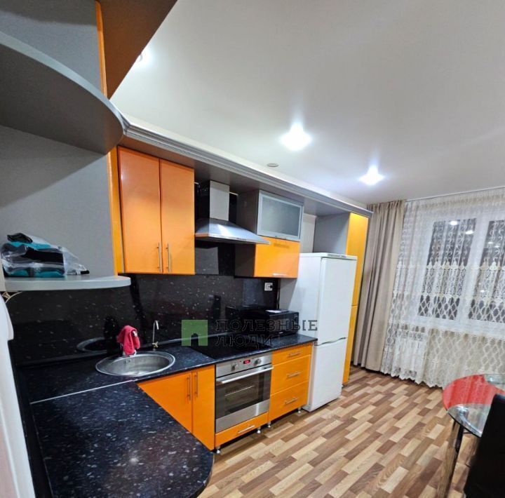 квартира г Набережные Челны р-н Автозаводский ул Аделя Кутуя 18 фото 3