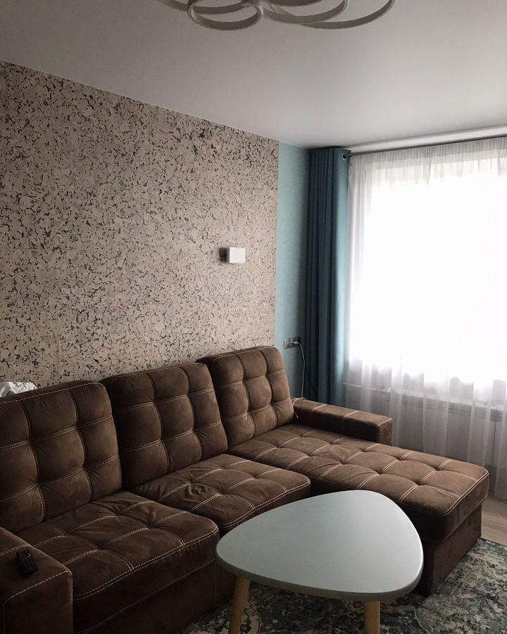 квартира г Тольятти р-н Автозаводский 19 квартал ш Южное 67 фото 2