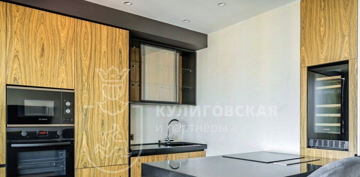 квартира г Екатеринбург Чкаловская ул Громова 28 фото 2