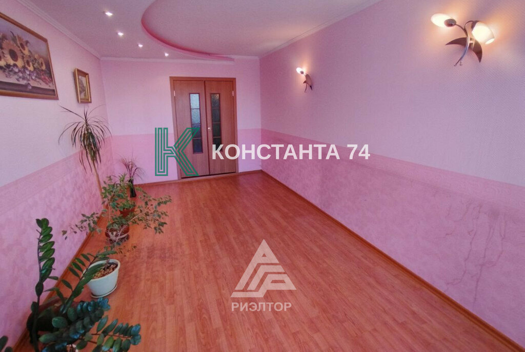 квартира г Челябинск р-н Калининский ул Братьев Кашириных 105а фото 1