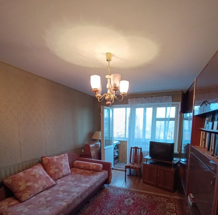 квартира г Великий Новгород ул Попова 13к/1 фото 2