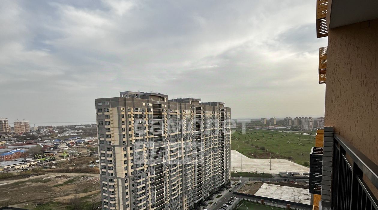 квартира г Краснодар р-н Карасунский ул им. Мачуги В.Н. 166ак/2 фото 15