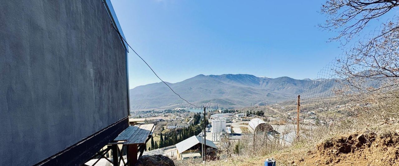 дом г Алушта с Изобильное ул Центральная фото 5