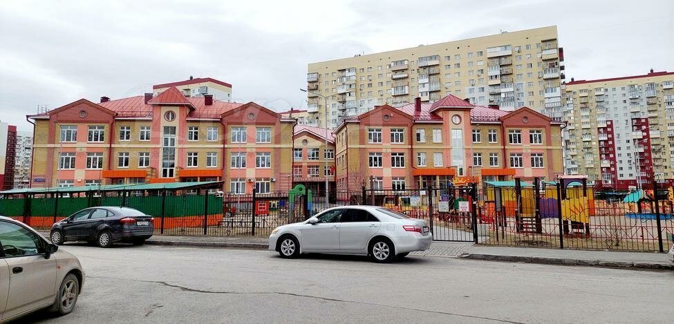 квартира г Тюмень ул Станислава Карнацевича 1 фото 18