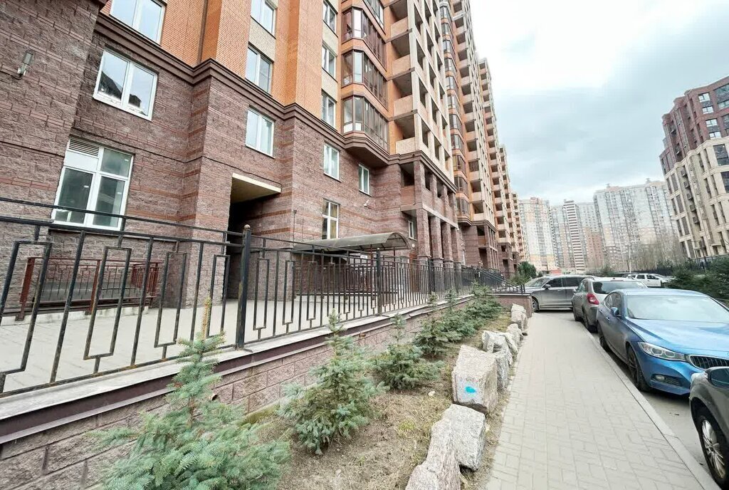 квартира г Санкт-Петербург метро Озерки ул Лиственная 18к/1 фото 21