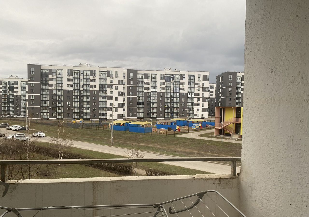 квартира г Тольятти р-н Автозаводский ул 40 лет Победы 47б фото 19