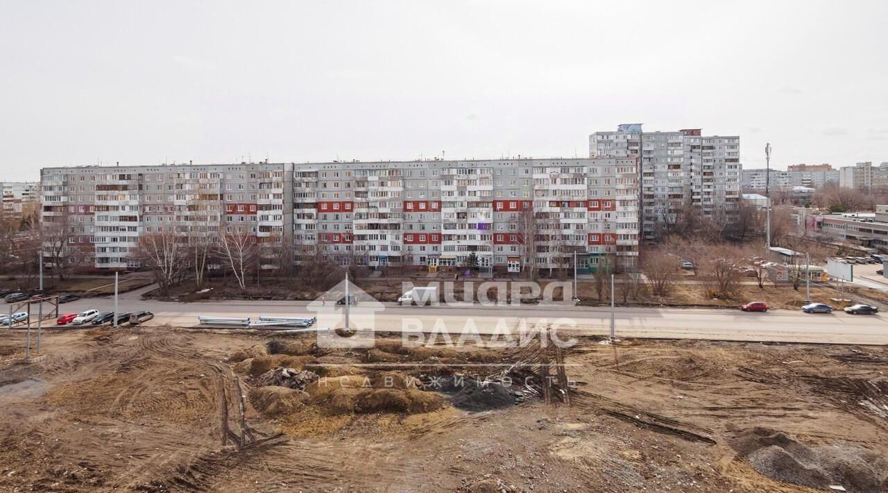 квартира г Омск р-н Кировский б-р Архитекторов 8 фото 11
