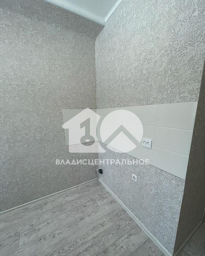 квартира г Новосибирск ул Серафимовича 1/4 Площадь Маркса фото 2