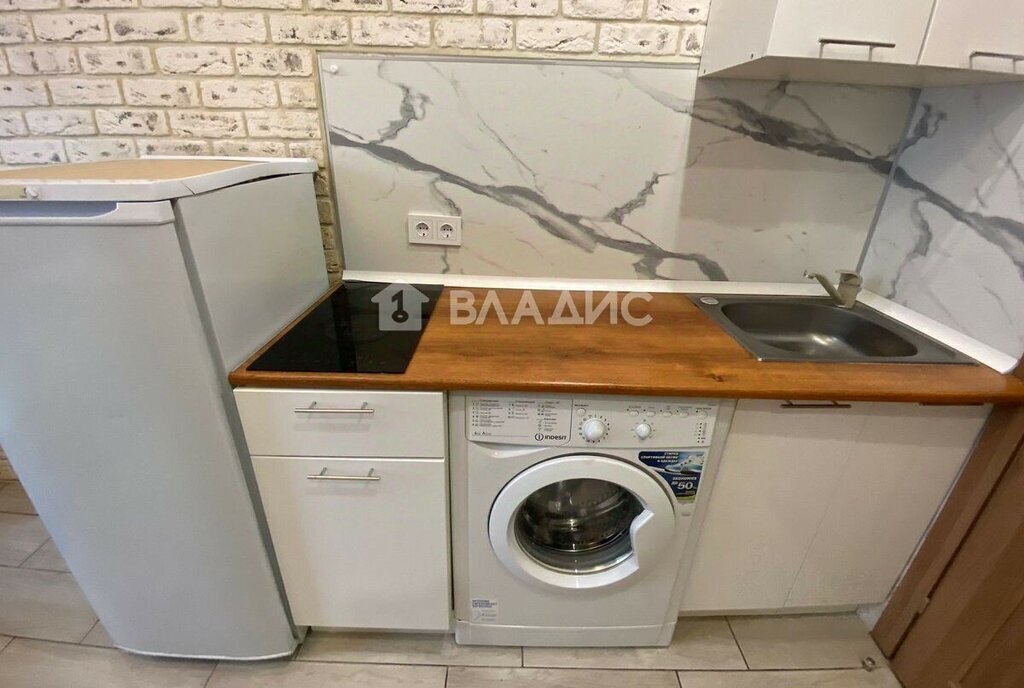 квартира г Москва п Сосенское п Коммунарка ул Бачуринская 7к/2 метро Ольховая фото 3