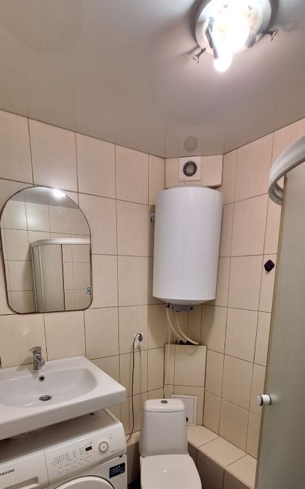 комната г Калининград р-н Центральный ул К.Маркса 64 фото 2