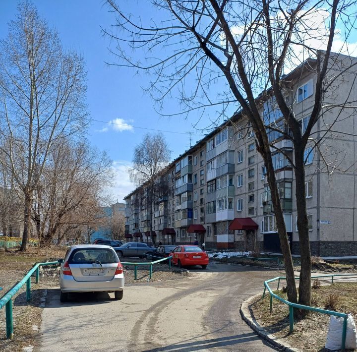 квартира г Барнаул р-н Индустриальный ул Георгиева 15 фото 1