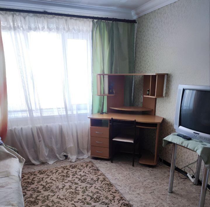 комната г Тольятти р-н Автозаводский 12 квартал ул Дзержинского 25 фото 1