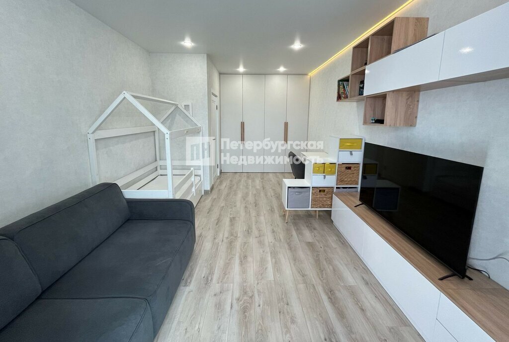 квартира г Санкт-Петербург ул Оптиков 47к/1 Беговая фото 7