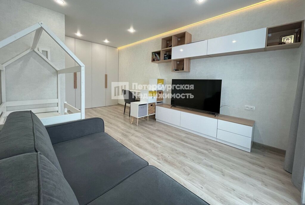 квартира г Санкт-Петербург ул Оптиков 47к/1 Беговая фото 8
