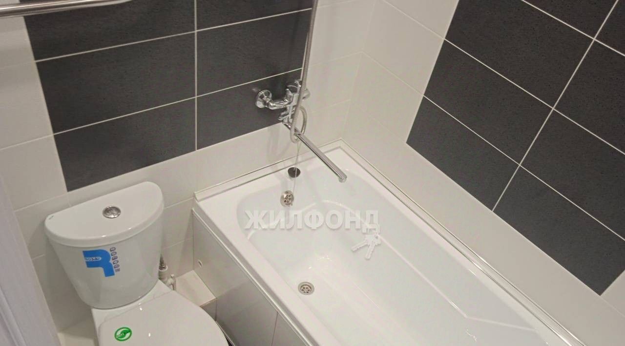 квартира г Новосибирск Студенческая ул Немировича-Данченко 124 фото 4
