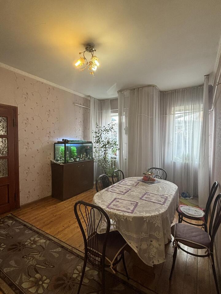 дом г Краснодар р-н Центральный ул Карасунская 144 фото 4
