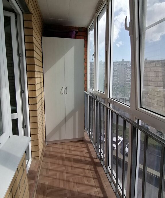 квартира г Челябинск р-н Калининский ул Чичерина 40в ЖК «Подсолнухи» фото 5