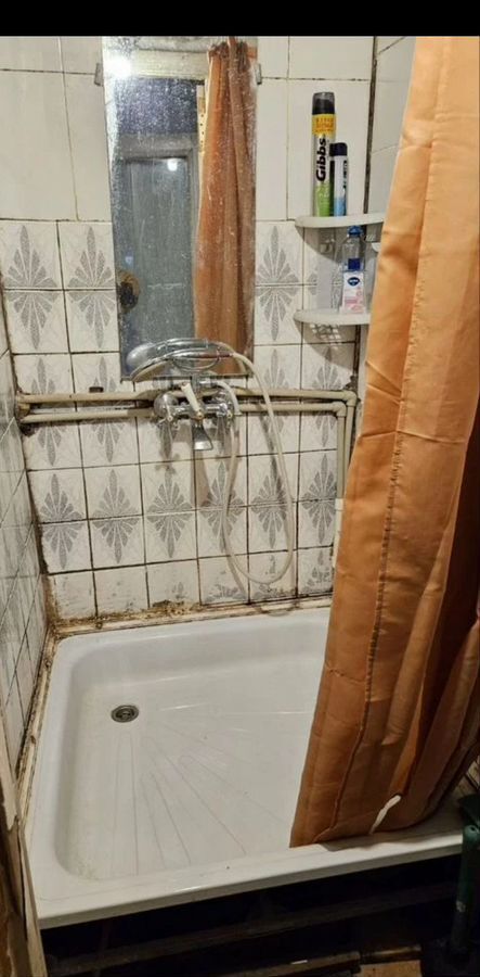 комната г Саратов р-н Волжский ул. имени Н. Г. Чернышевского, 132 фото 12