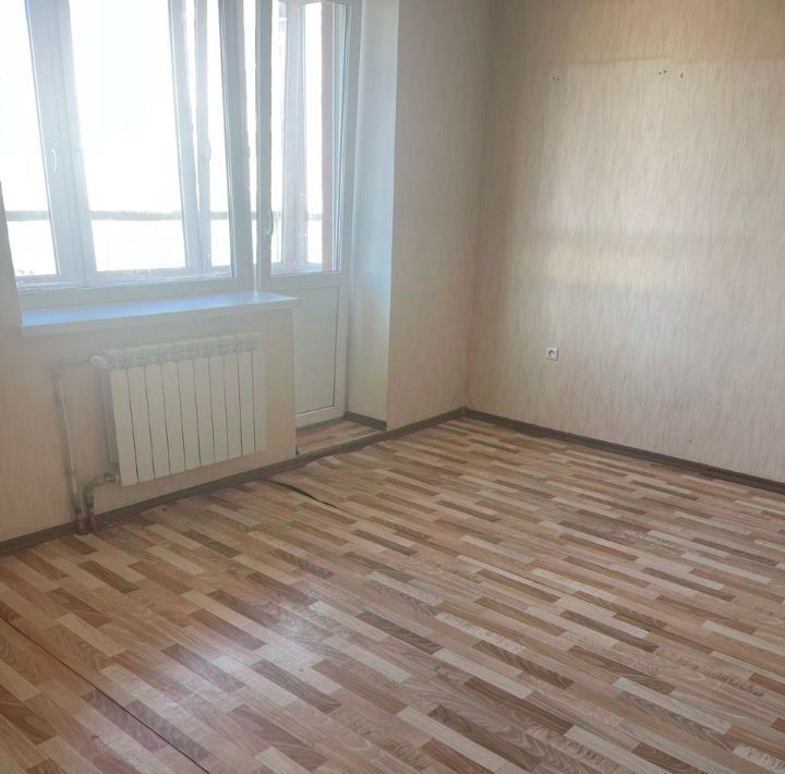 квартира г Калининград р-н Ленинградский ул Гайдара 100 фото 1