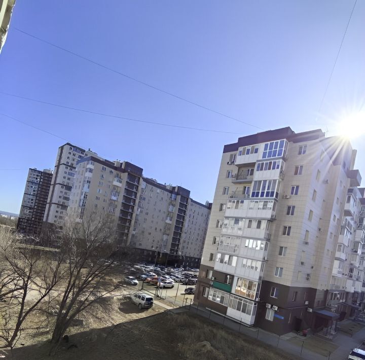 квартира г Волгоград р-н Дзержинский ул 8-й Воздушной Армии 24 фото 24