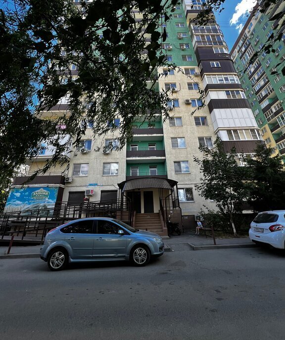 квартира г Краснодар р-н Прикубанский ул им. 40-летия Победы 111 фото 1