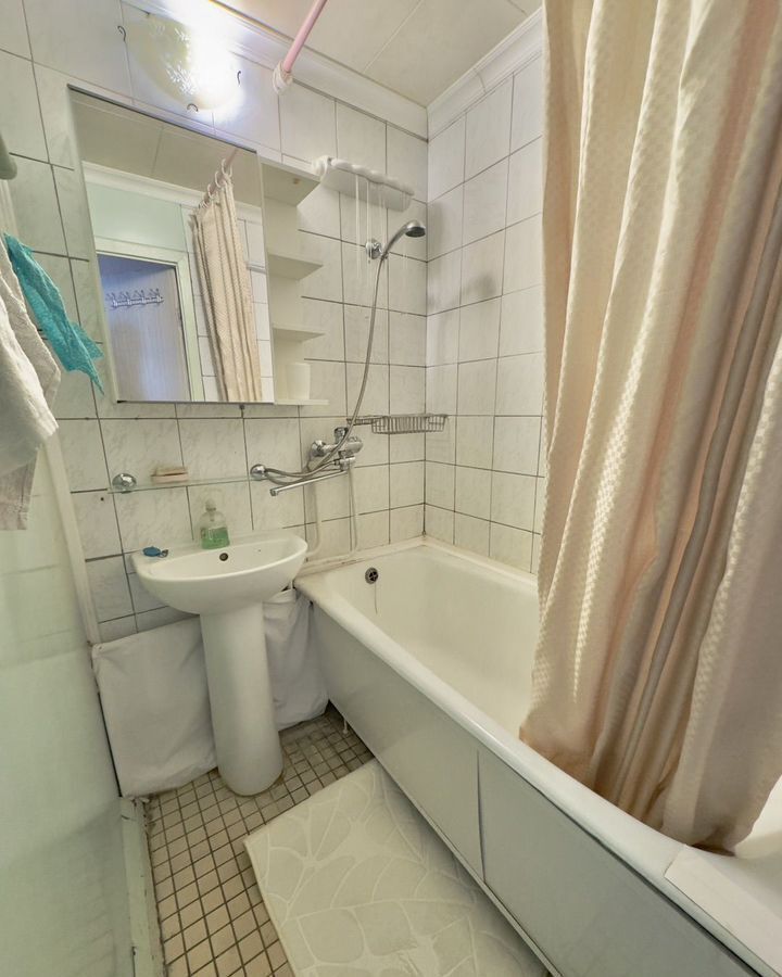 квартира г Москва метро Строгино ул Маршала Катукова 11к/2 фото 10