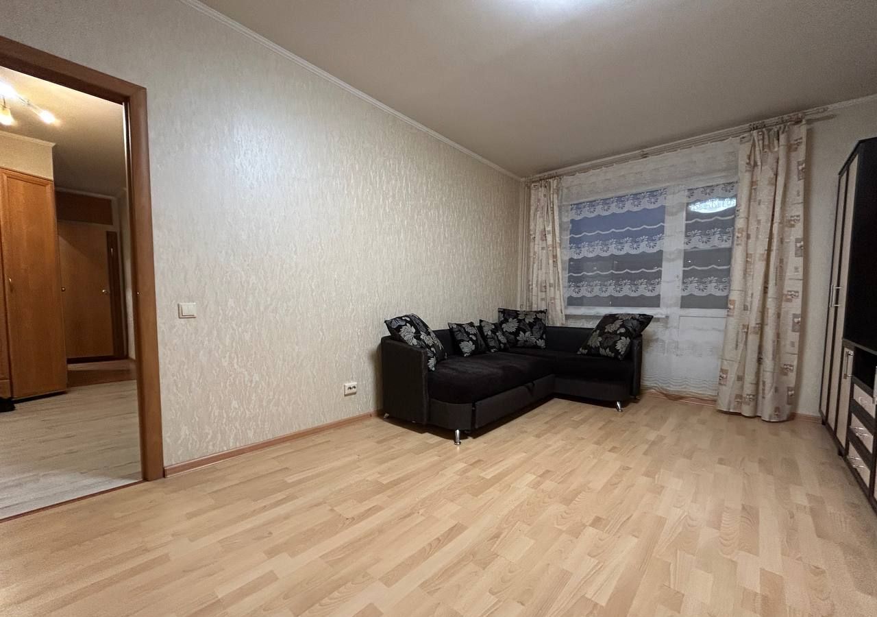 квартира г Санкт-Петербург метро Ладожская пр-кт Ударников 38к/2 фото 16