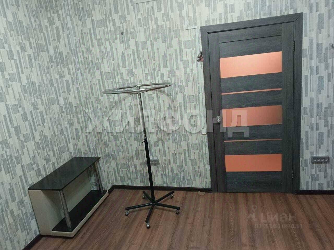 комната г Новосибирск р-н Дзержинский ул Авиастроителей 31 фото 2