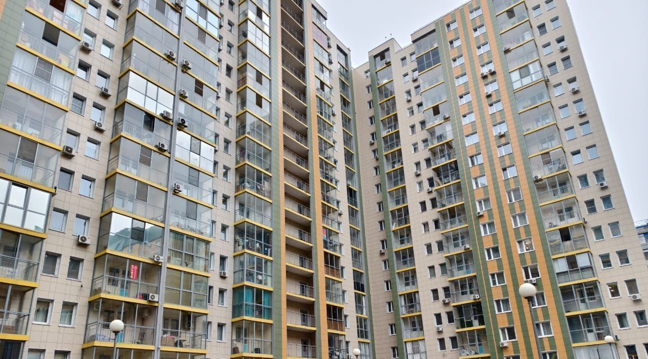 квартира г Казань р-н Ново-Савиновский Яшьлек ул Адоратского 1б фото 20