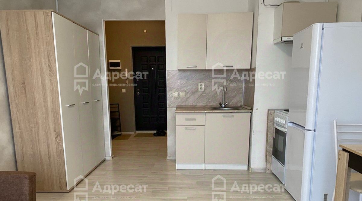 квартира г Волгоград р-н Тракторозаводский ул им. Демьяна Бедного 2а фото 2
