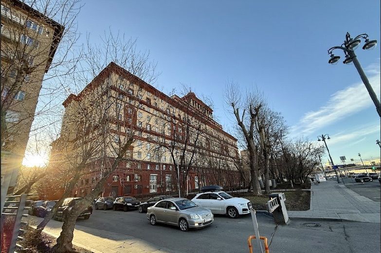 квартира г Москва метро Новокузнецкая наб Космодамианская 4/22кб фото 1