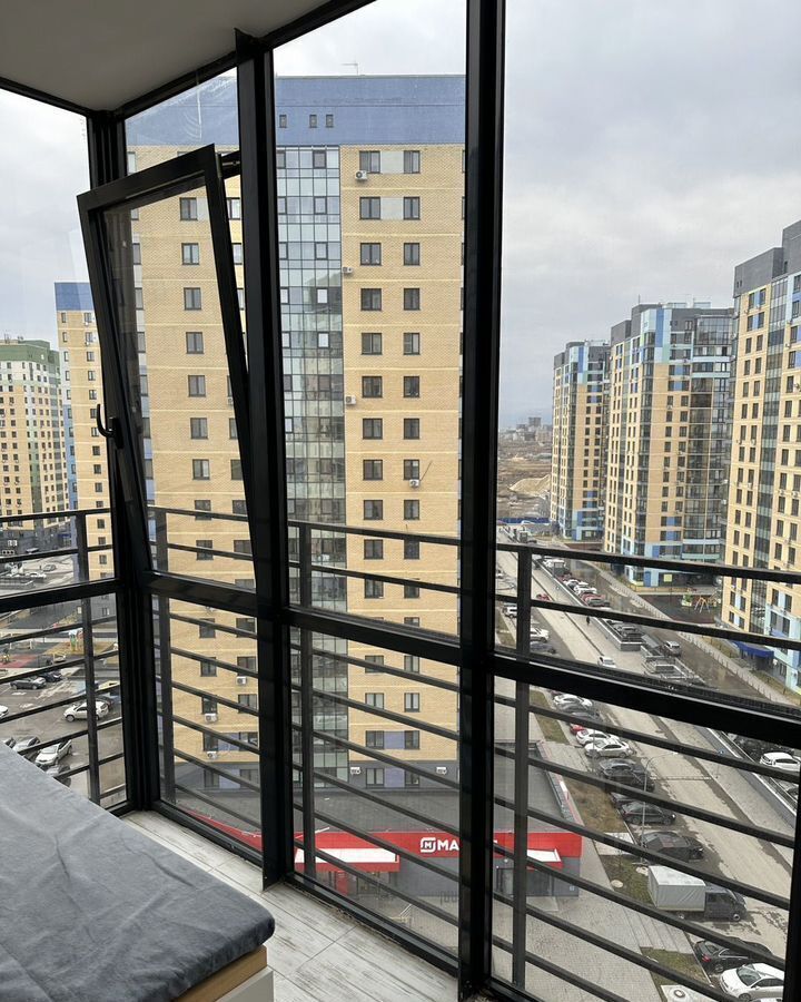 квартира г Тюмень р-н Центральный ул Мельникайте 32 фото 6