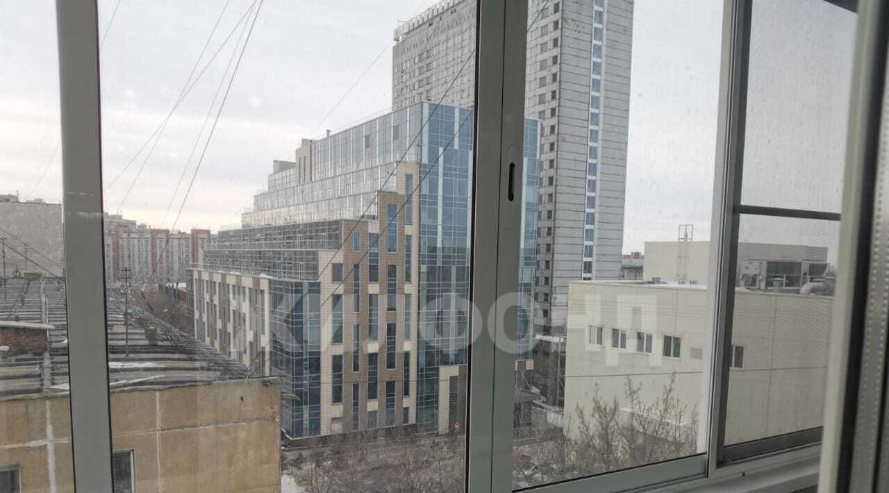квартира г Новосибирск метро Площадь Гарина-Михайловского ул Челюскинцев 4 фото 4