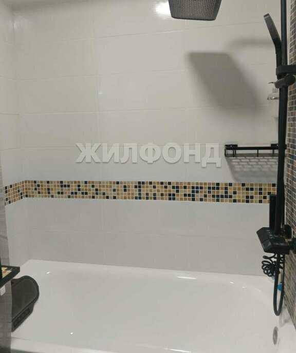 квартира г Новосибирск р-н Октябрьский Золотая Нива ул Плющихинская 3 Плющихинский фото 25