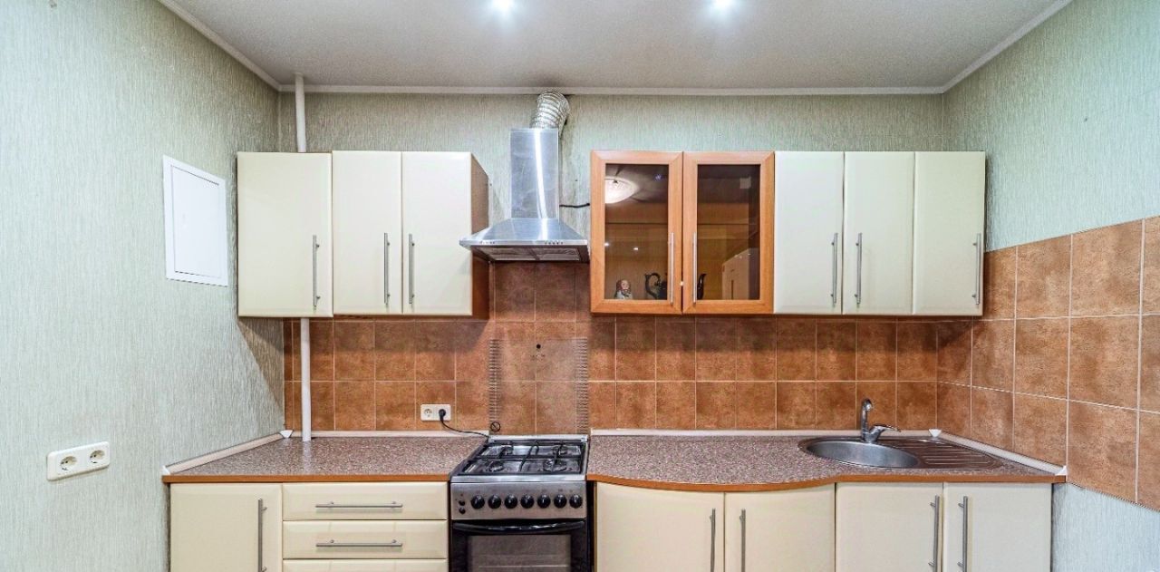 квартира г Саратов р-н Октябрьский ул им Чапаева В.И. 38/40 фото 7