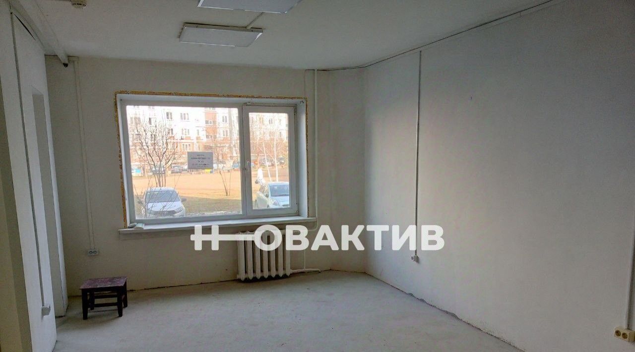 торговое помещение г Новосибирск р-н Калининский ул Родники 1 жилой район «Родники» Микрорайон №6 фото 12