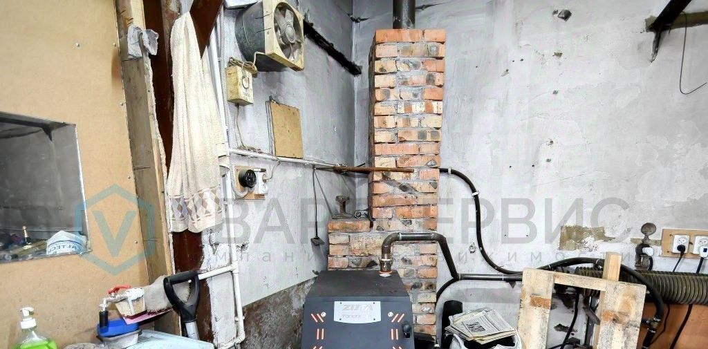 гараж г Омск р-н Центральный ул Завертяева 18 фото 6