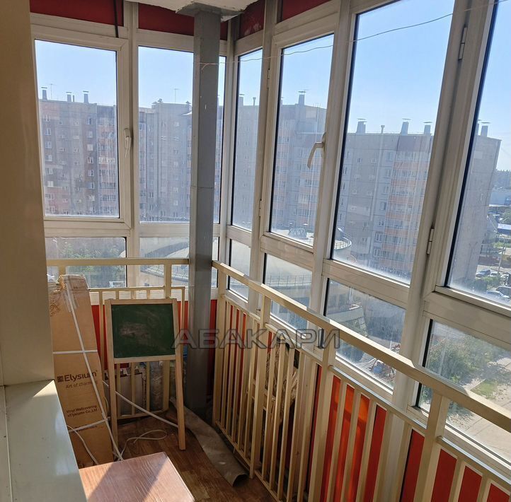 квартира г Красноярск р-н Центральный ул Абытаевская 8 фото 2