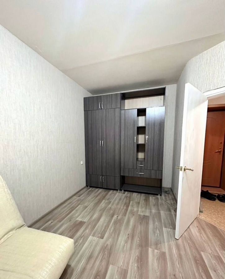 квартира г Тольятти р-н Автозаводский ул Фрунзе 10а фото 2