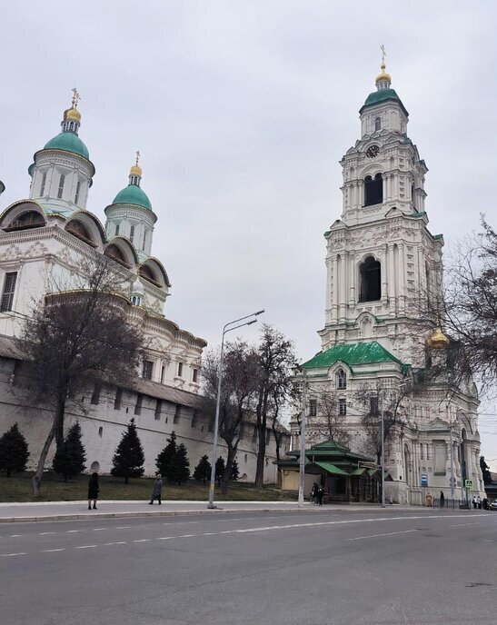 квартира г Астрахань р-н Кировский ул Василия Тредиаковского 9 фото 2