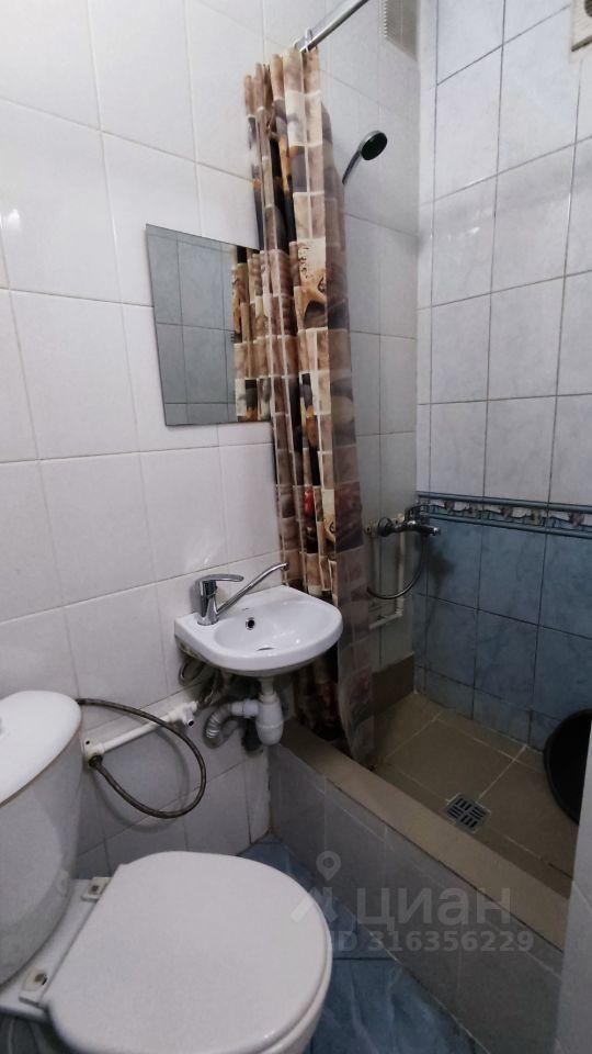 квартира г Екатеринбург р-н Октябрьский ул Малышева 77 фото 4
