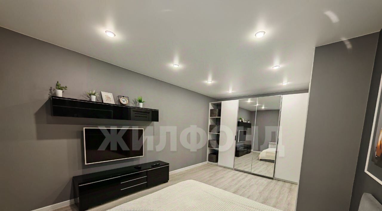 квартира г Новосибирск Маршала Покрышкина ул Семьи Шамшиных 90/5 фото 25